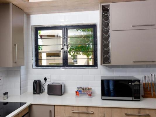 Uptown Apartments - Garden Pavillion - 245910