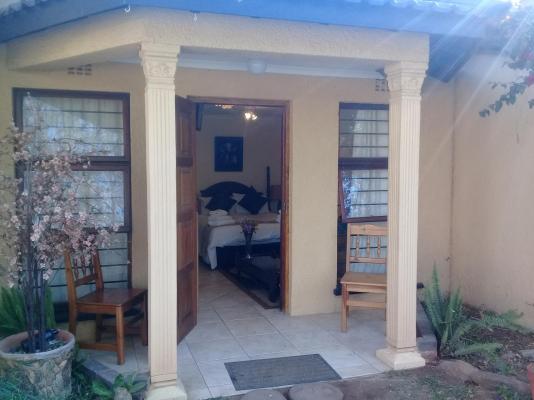 Hoopoe Haven Guest House - 246160
