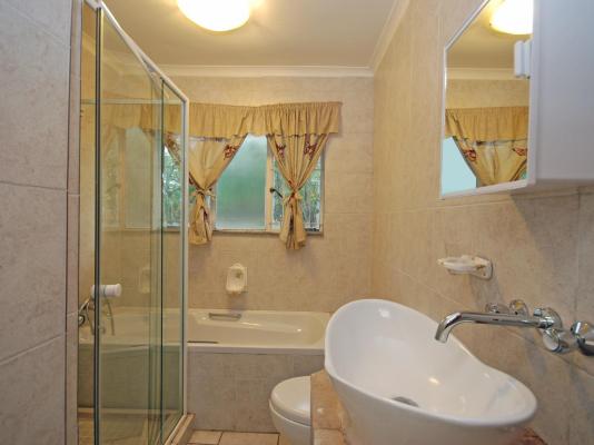 Hoopoe Haven Guest House - 246167