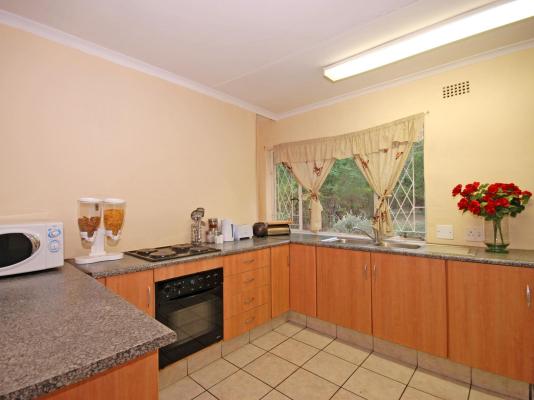 Hoopoe Haven Guest House - 246169