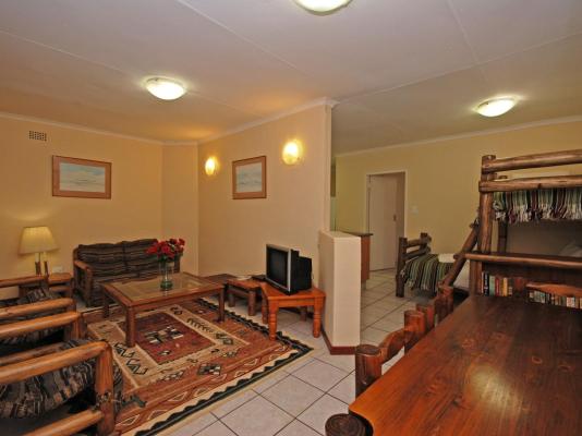 Hoopoe Haven Guest House - 246170