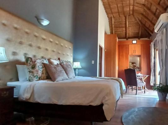 Hoopoe Haven Guest House - 246177