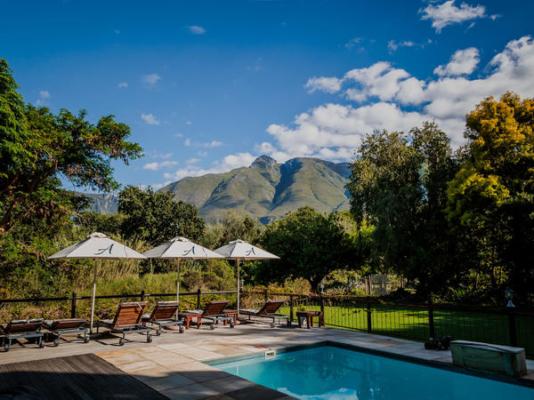 Aan de Oever Guest House - 246422