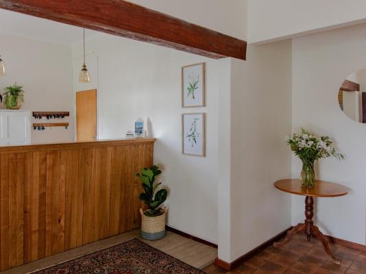 Aan de Oever Guest House - 246432