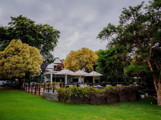 Aan de Oever Guest House - 246438