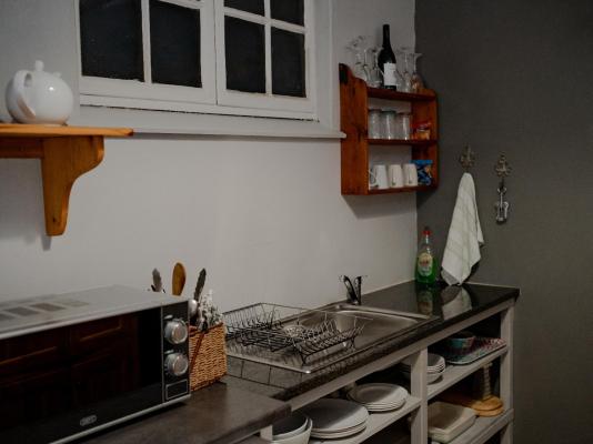 Aan de Oever Guest House - 246444