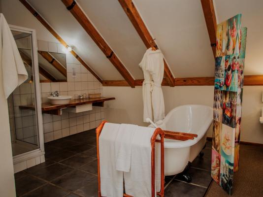 Aan de Oever Guest House - 246453