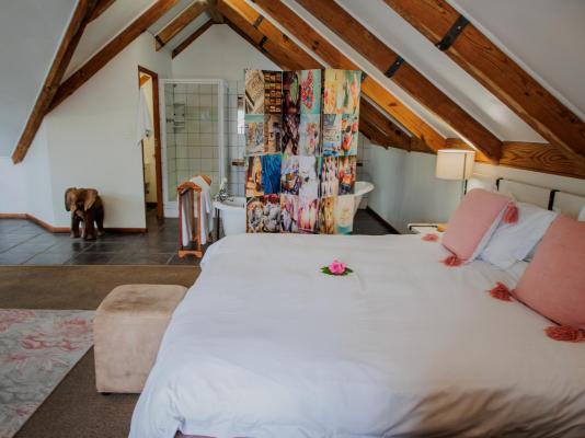 Aan de Oever Guest House - 246456