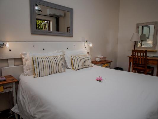 Aan de Oever Guest House - 246459