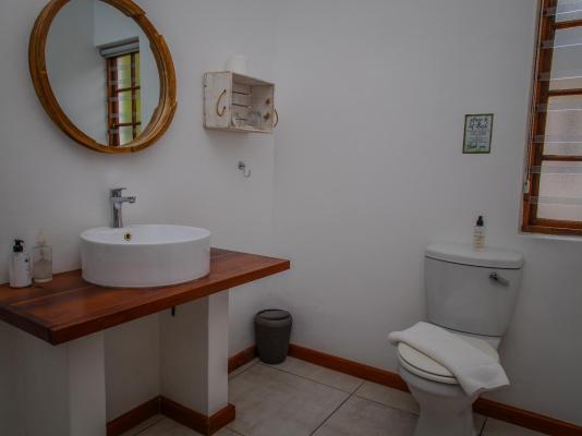 Aan de Oever Guest House - 246495