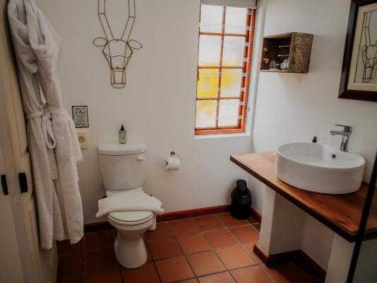 Aan de Oever Guest House - 246515