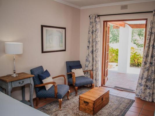 Aan de Oever Guest House - 246521