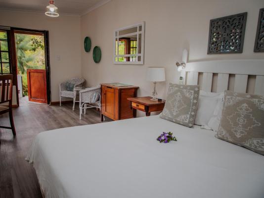 Aan de Oever Guest House - 246526