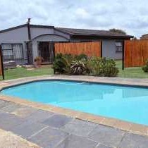 38 Stay Self-Catering - 246600