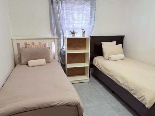 38 Stay Self-Catering - 246615