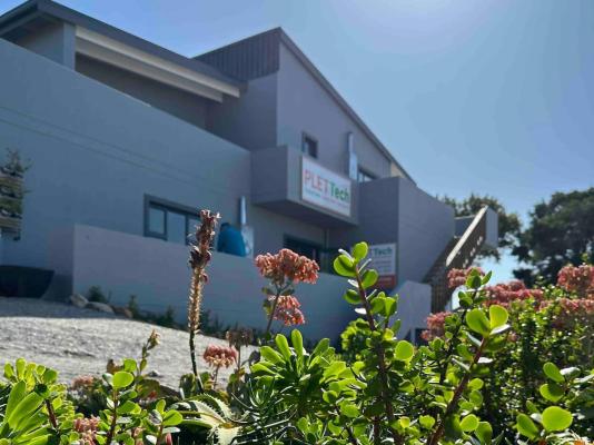 Modern Apartments Downtown - 246649