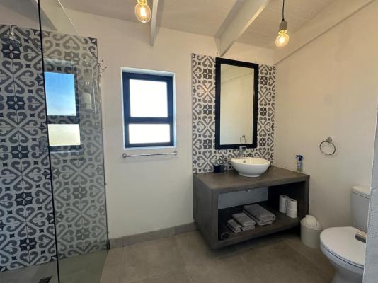 Modern Apartments Downtown - 246663