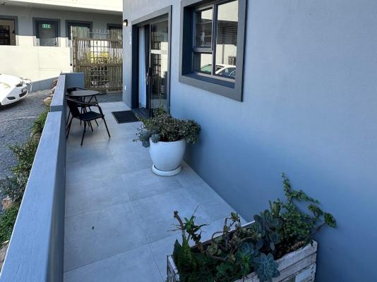 Modern Apartments Downtown - 246679