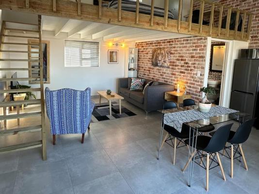 Modern Apartments Downtown - 246682