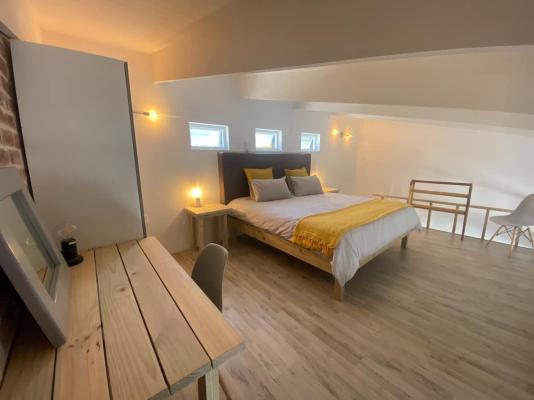 Modern Apartments Downtown - 246690