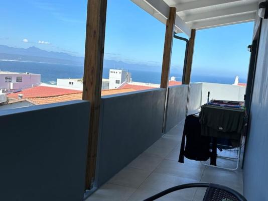 Modern Apartments Downtown - 246719