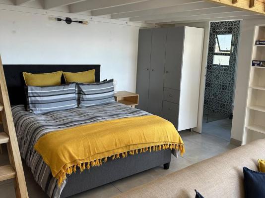 Modern Apartments Downtown - 246724