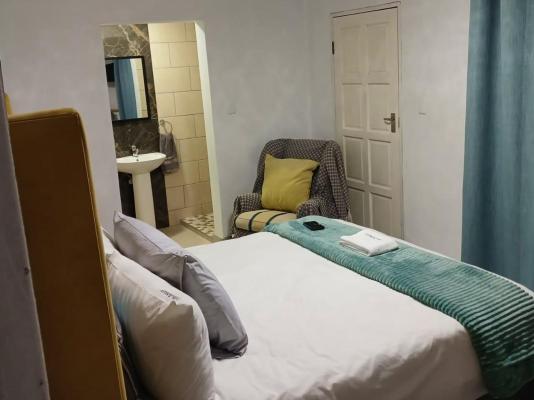 7 on Crossley - 246746