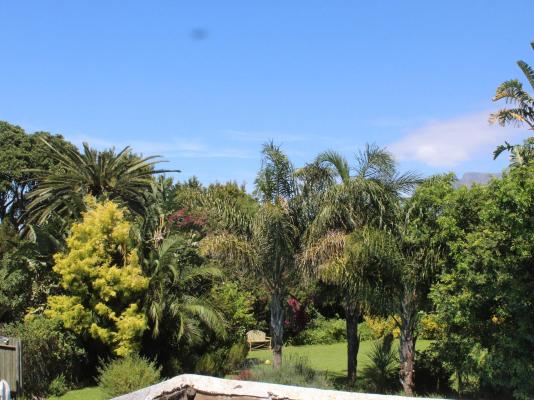 Cosy Corner Guest House - 247007