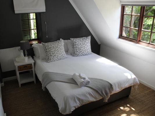 Cosy Corner Guest House - 247015