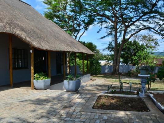 Emathulini Holiday Home - 247091