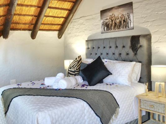 Emathulini Holiday Home - 247112