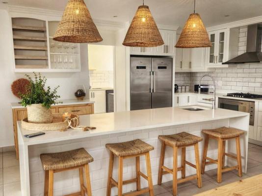 White Wicker House - 247272