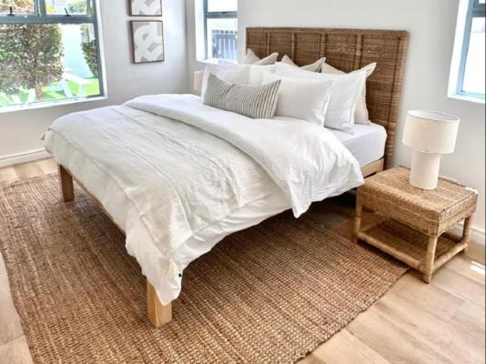 White Wicker House - 247282