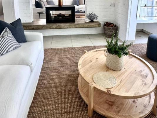 White Wicker House - 247287