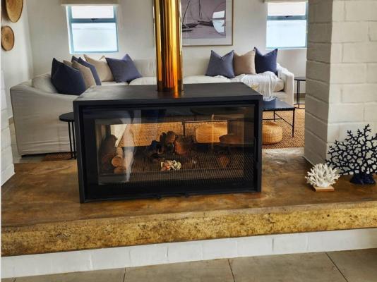 White Wicker House - 247290