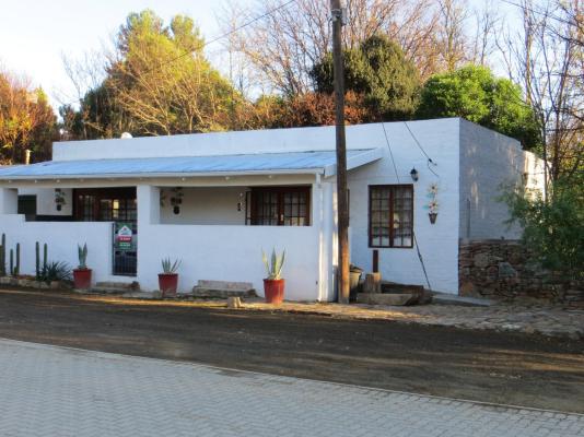 Country Cottages - 247310