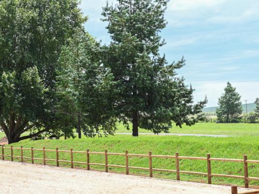 Waterwoods Equestrian Venue and Cottages - 247345