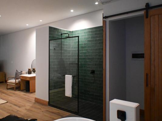 Waterwoods Equestrian Venue and Cottages - 247348