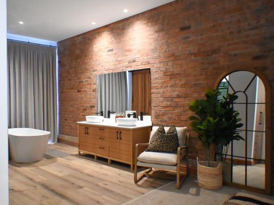 Waterwoods Equestrian Venue and Cottages - 247362