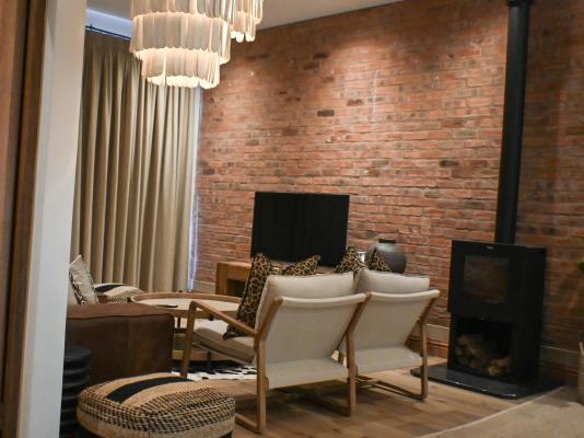 Waterwoods Equestrian Venue and Cottages - 247374