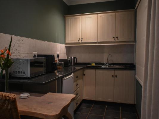 Waterwoods Equestrian Venue and Cottages - 247394