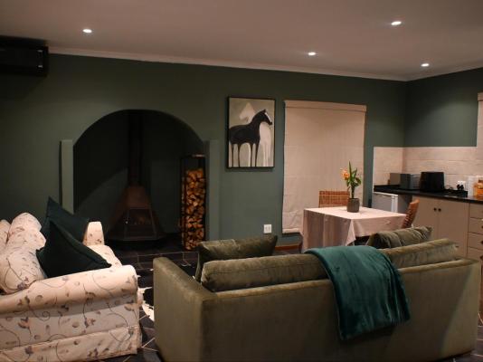 Waterwoods Equestrian Venue and Cottages - 247400