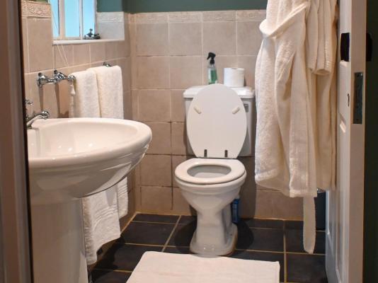 Waterwoods Equestrian Venue and Cottages - 247415