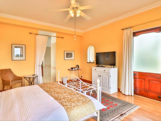 Apricot Gardens Boutique Guesthouse - 247485