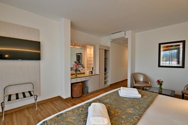 Val du Charron Wine and Leisure Estate Guesthouse - 247531