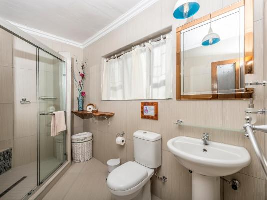 Dungbeetle River Lodge - 247614