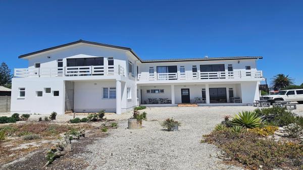 West Coast Beachfront - 247899