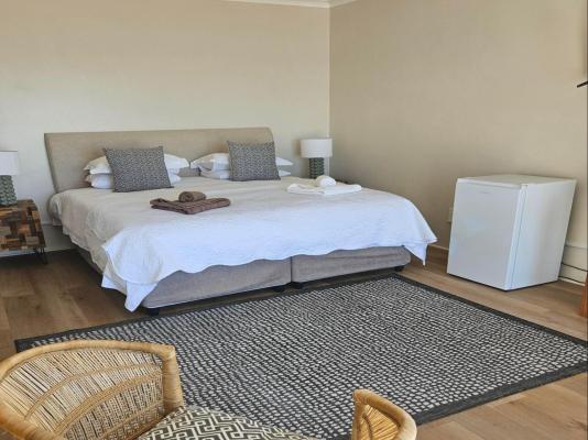 West Coast Beachfront - 247905