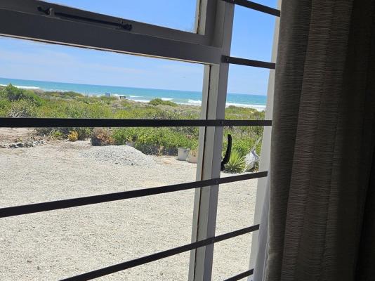 West Coast Beachfront - 247910