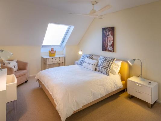 Dolphin Beach Penthouse - 247936